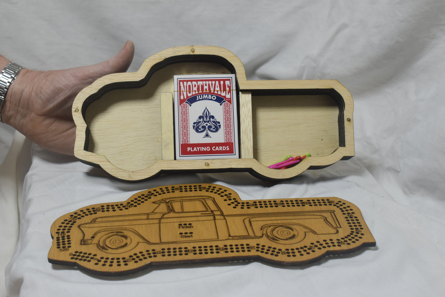 Pick up truck cribbage board